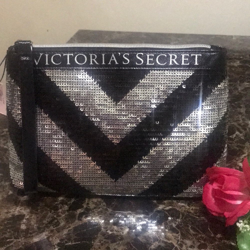 Victoria secrect make up bag